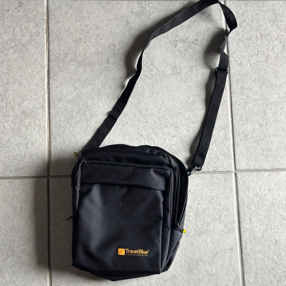 Black Crossbody Travel  Bag